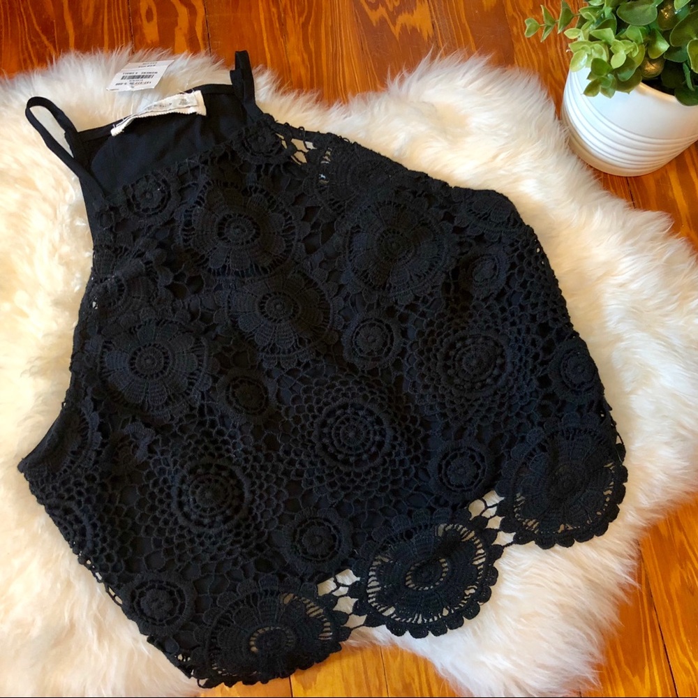 NWT Abercrombie and Fitch Crochet Crop Top - Picture 1 of 4